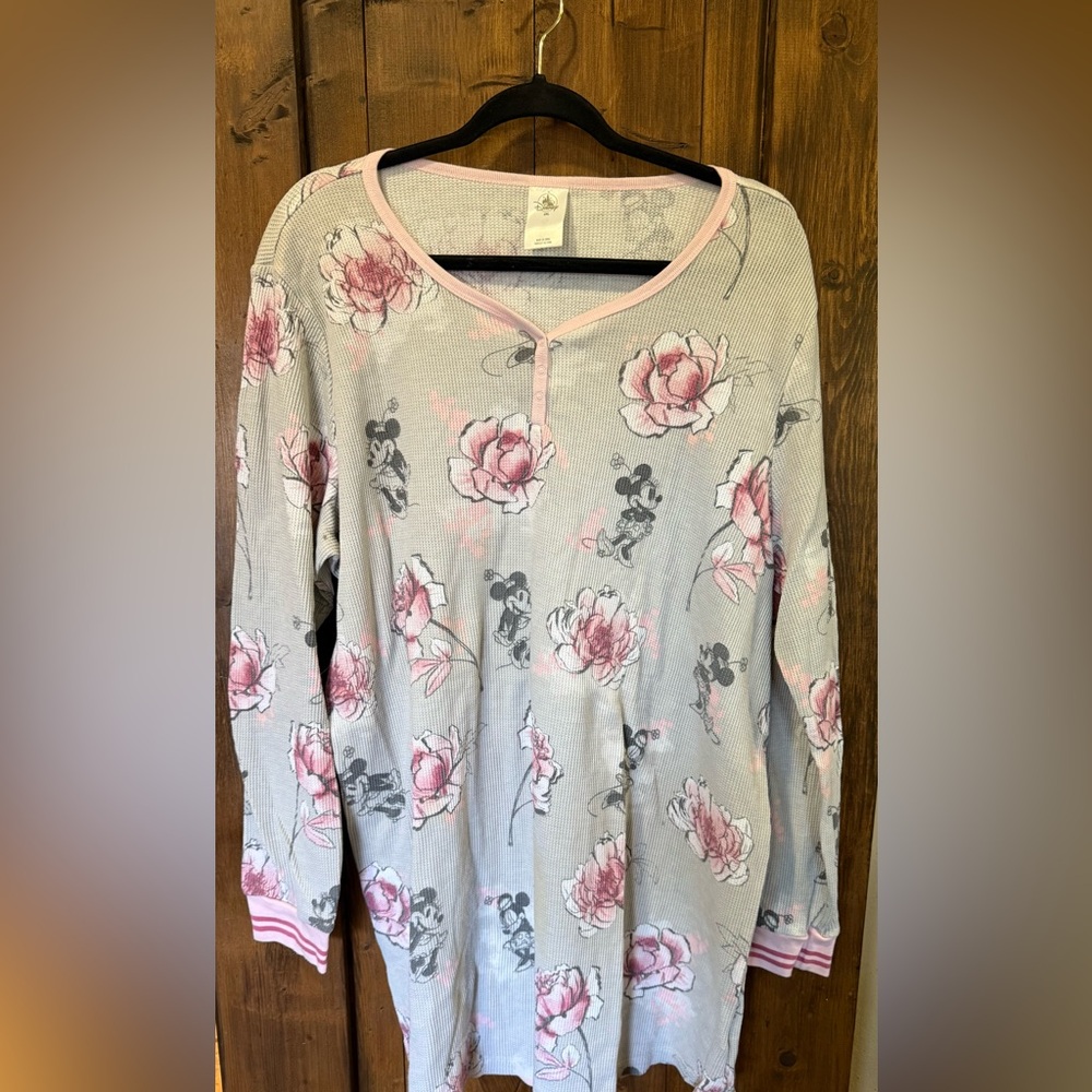 Minnie Mouse Floral Nightshirt